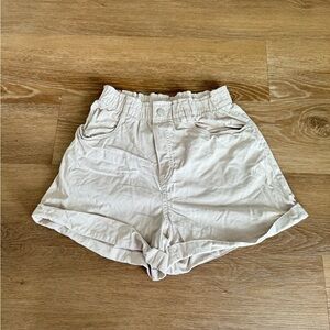 Paper bag shorts - tan